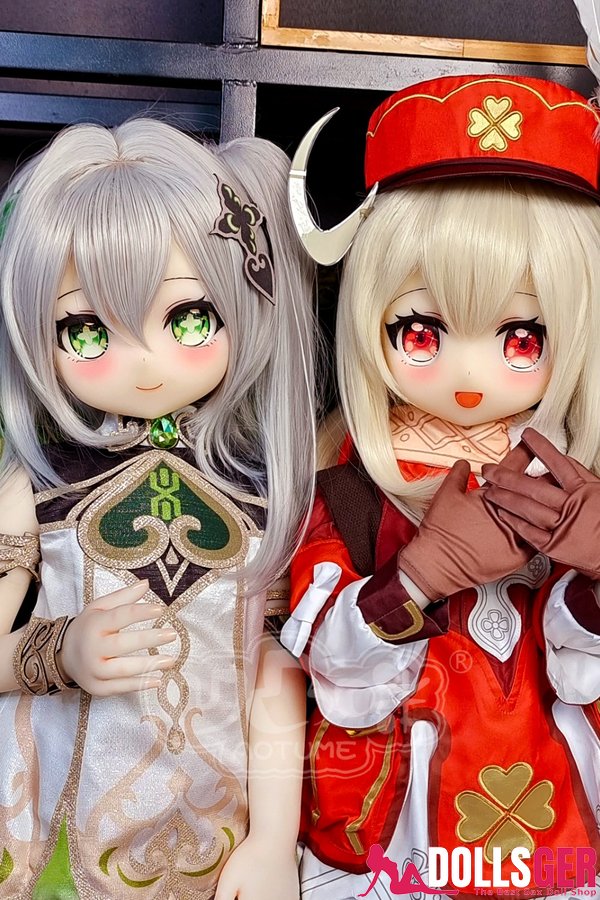 sexpuppe flache brust