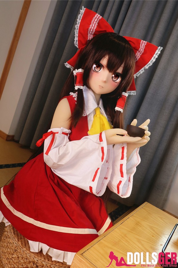 Kleine Brüste Sexpuppe