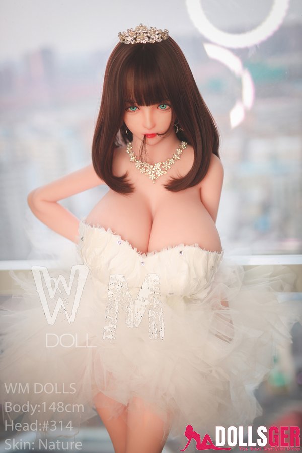 Riesige Brüste sexpuppe